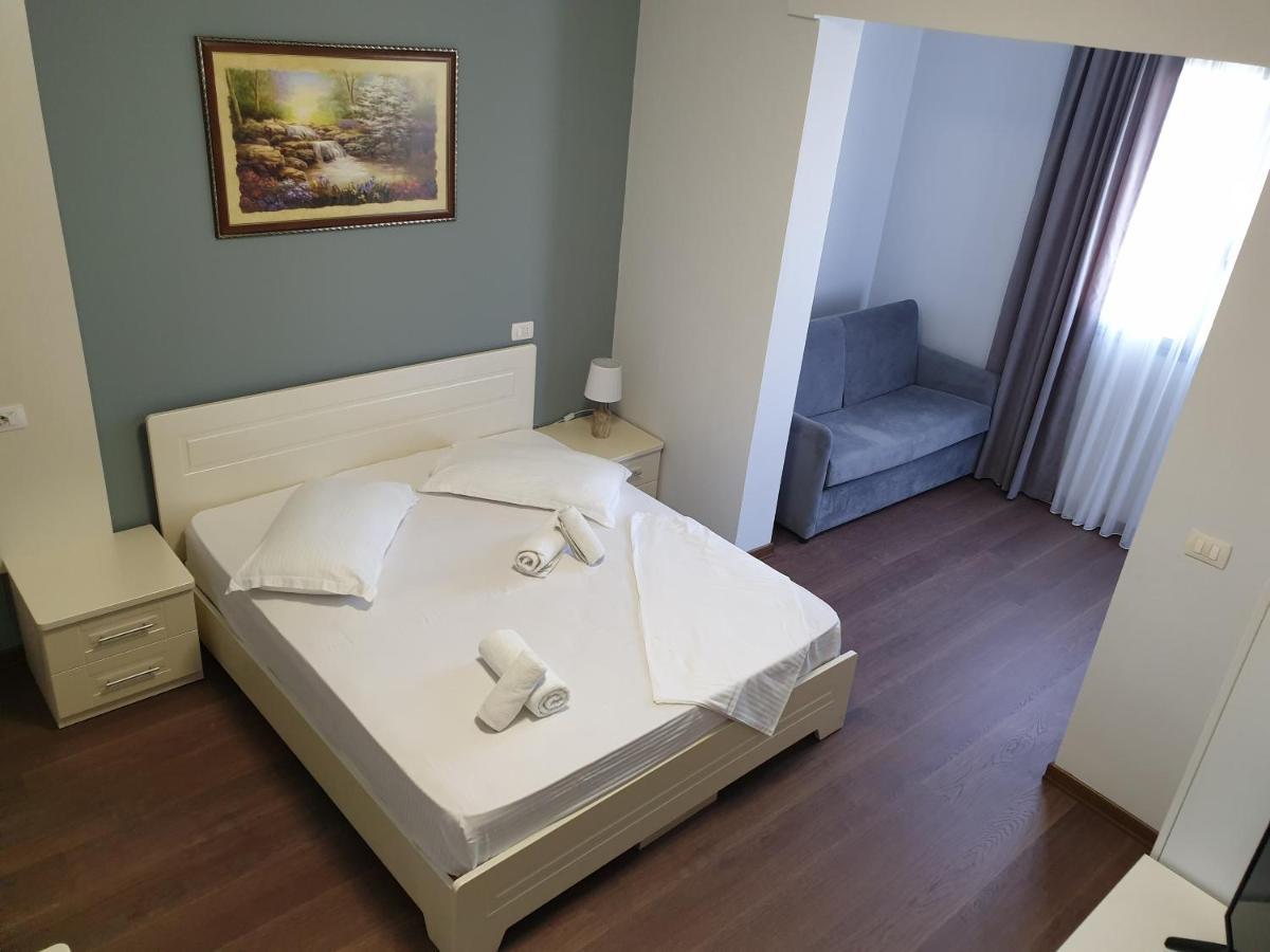 Perandor Beach Durrës 外观 照片