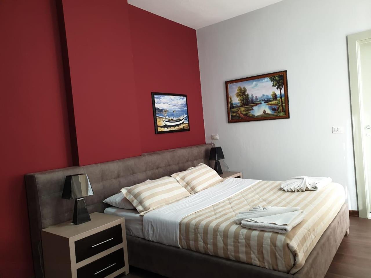 Perandor Beach Durrës 外观 照片