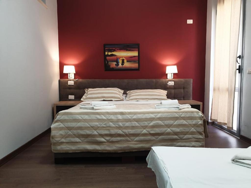 Perandor Beach Durrës 外观 照片