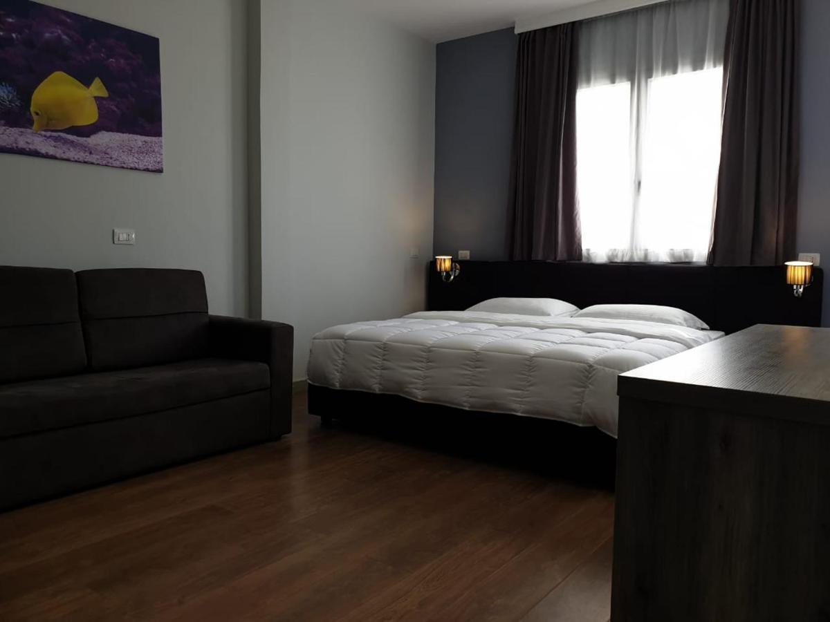 Perandor Beach Durrës 外观 照片