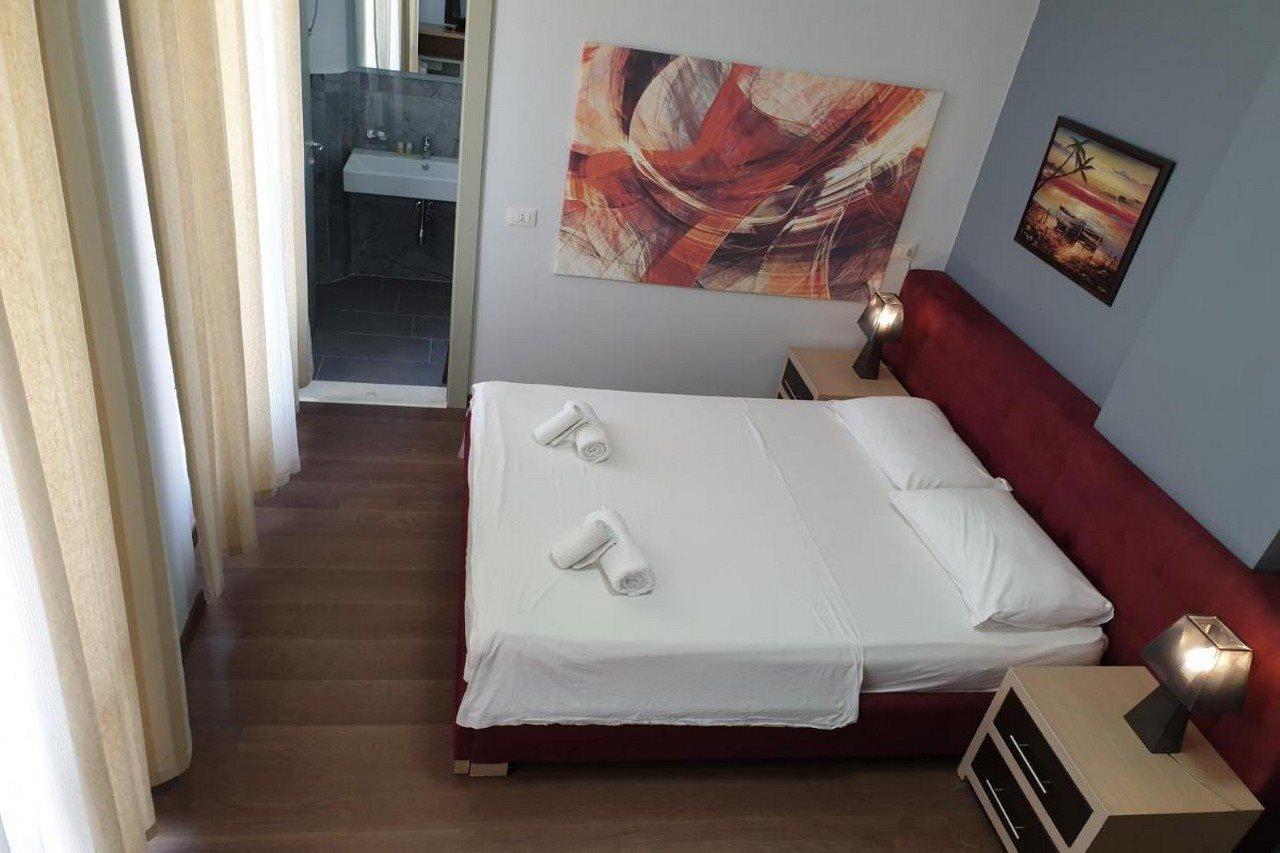 Perandor Beach Durrës 外观 照片